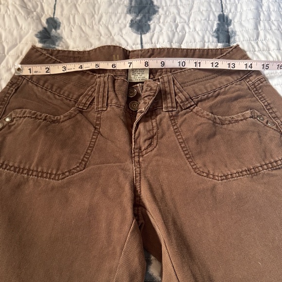 Hydraulic light brown mid rise Jeans with Button Detail 3/4 - Picture 8 of 11